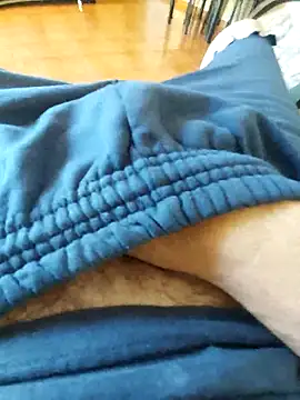 Snapshot of RoddieX chatting on 09/29/25, 02:22 RoddieX online show from 09/29/25, 02:22