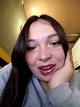 Lunna azul online show from 10/16/25, 11:22