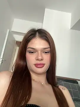 selenatress online show from 09/18/25, 11:23
