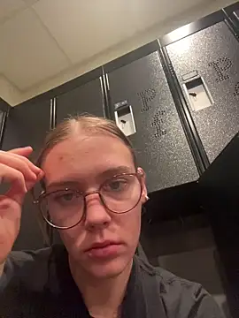 AllesandraLove online show from 11/10/25, 03:11