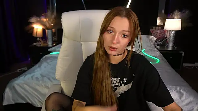 FoxyMayy online show from 11/07/25, 08:42