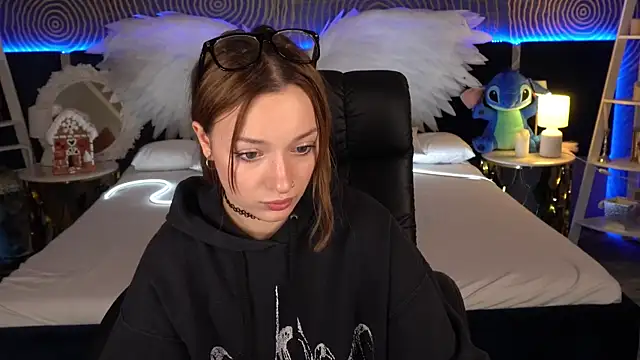 FoxyMayy online show from 12/03/25, 02:15