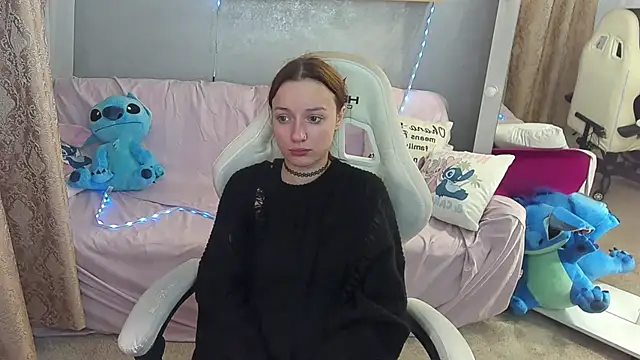 FoxyMayy online show from 02/02/26, 05:17