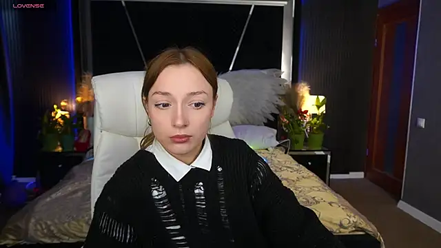 Snapshot of FoxyMayy chatting on 04/24/26, 12:51 FoxyMayy online show from 04/24/26, 12:51