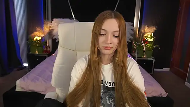 Snapshot of FoxyMayy chatting on 05/24/26, 01:27 FoxyMayy online show from 05/24/26, 01:27