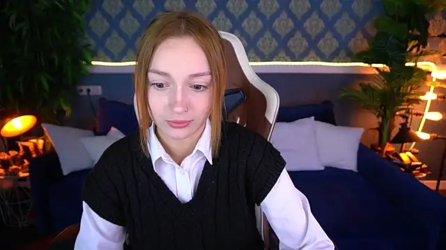 Snapshot of FoxyMayy chatting on 07/10/26, 07:05 FoxyMayy online show from 07/10/26, 07:05