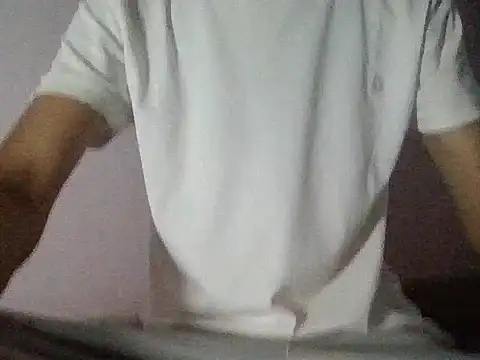 Snapshot of ash706339 chatting on 09/13/25, 03:39 ash706339 online show from 09/13/25, 03:39