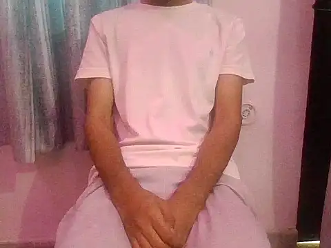 Snapshot of ash706339 chatting on 09/25/25, 03:54 ash706339 online show from 09/25/25, 03:54