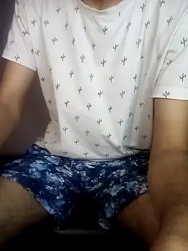 Snapshot of ash706339 chatting on 12/04/25, 11:19 ash706339 online show from 12/04/25, 11:19