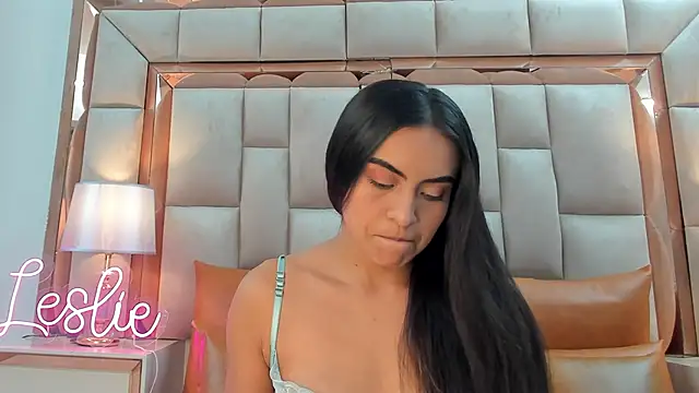 Leslie Bussh  online show from 09/26/25, 08:02