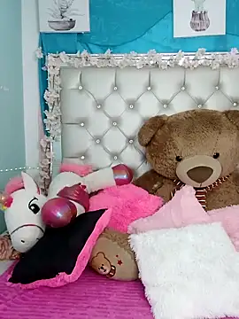 ZARAY 1118 online show from 10/13/25, 08:09
