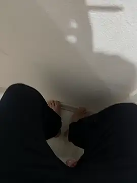 LAZ3R1 online show from 10/02/25, 10:39