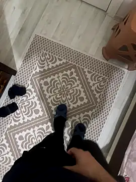 LAZ3R1 online show from 11/18/25, 10:25