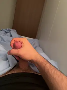 LAZ3R1 online show from 03/01/26, 04:03