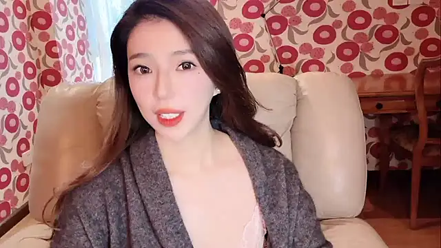 miss-lin online show from 11/23/25, 05:07
