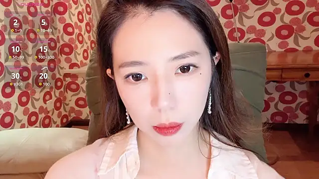 miss-lin online show from 12/20/25, 02:02
