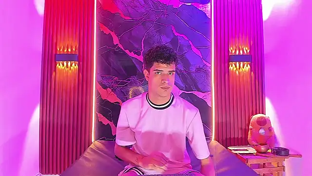 Lucky boys  X online show from 10/02/25, 11:17