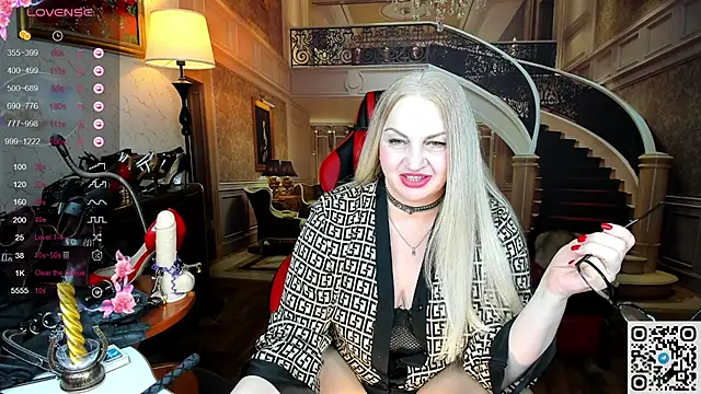 Nina Devillle online show from 04/20/26, 12:57