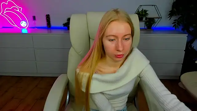 Alina Blonde online show from 11/10/25, 06:34