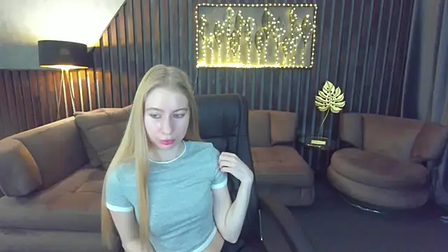 Alina Blonde online show from 05/23/26, 05:34