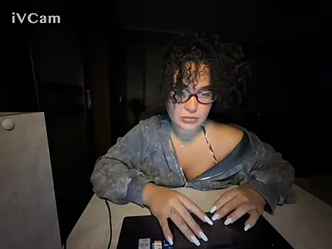 Snapshot of Aveliia chatting on 07/26/26, 08:38 Aveliia online show from 07/26/26, 08:38