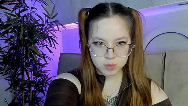 Krysadapp online show from 04/24/26, 11:51