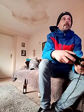 Snapshot of Michael_baabum chatting on 03/19/26, 05:33 Michael baabum online show from 03/19/26, 05:33