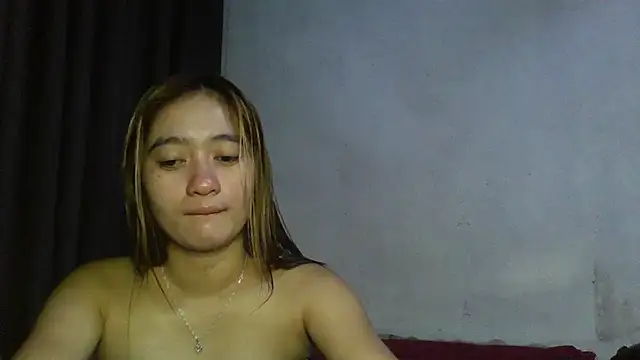 Elysia Fox online show from 06/17/26, 05:32