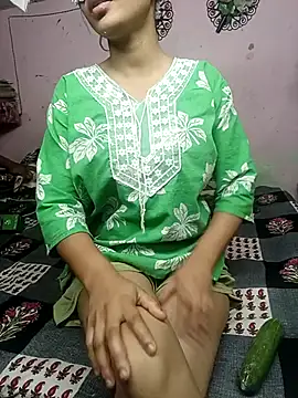 Hotcp6 online show from 04/15/26, 05:42