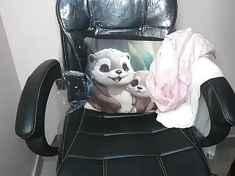 Snapshot of bold_naina chatting on 10/16/25, 03:40 bold naina online show from 10/16/25, 03:40