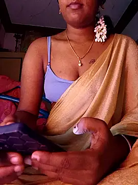 Snapshot of Tamil_Kavitha chatting on 05/06/26, 11:32 Tamil Kavitha online show from 05/06/26, 11:32