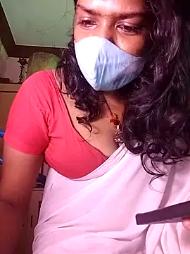 Snapshot of Tamil_Kavitha chatting on 06/05/26, 06:52 Tamil Kavitha online show from 06/05/26, 06:52