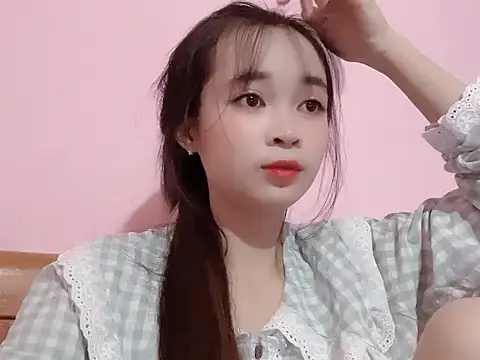 Snapshot of Suna7383 chatting on 10/05/25, 04:16 Suna7383 online show from 10/05/25, 04:16