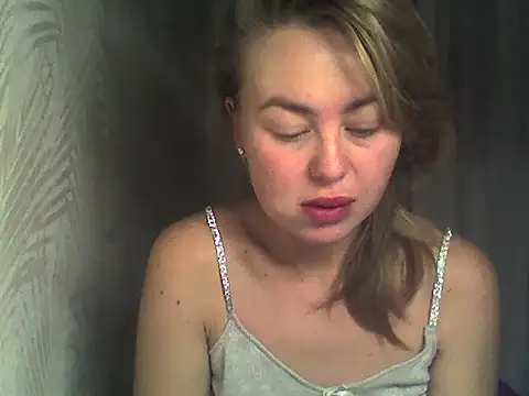 MartaLuna  online show from 10/17/25, 08:44