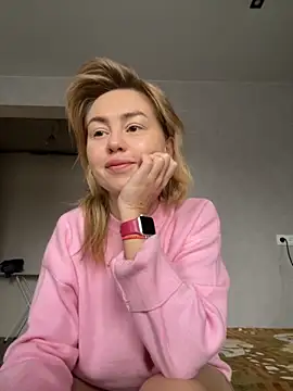 MartaLuna  online show from 10/21/25, 09:10