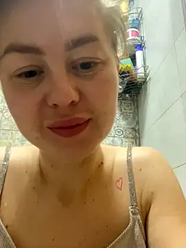 MartaLuna  online show from 11/22/25, 09:14