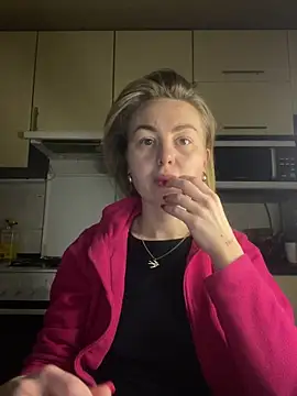 MartaLuna  online show from 02/22/26, 06:28