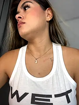 MayaMoanXXX online show from 09/15/25, 01:11