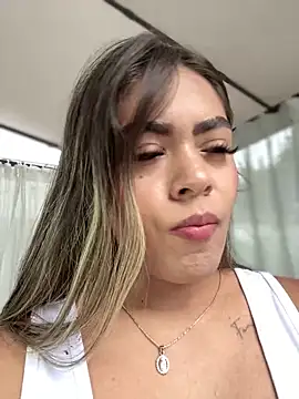 MayaMoanXXX online show from 10/22/25, 01:11