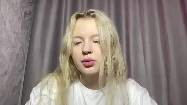 D0llySheep online show from 10/04/25, 09:46