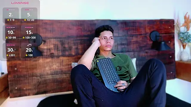 JhosuaVega online show from 02/01/26, 02:43