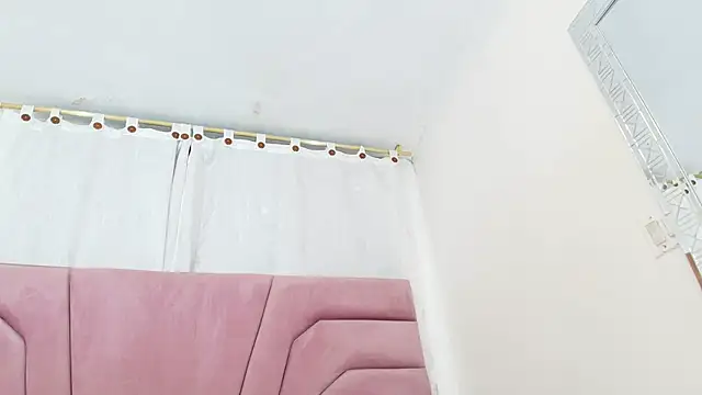 miajhonsonx online show from 03/08/26, 04:11