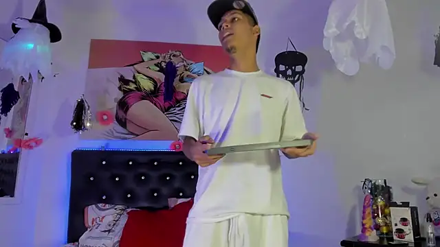 xxKamadevaxx online show from 10/10/25, 12:37