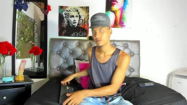 xxKamadevaxx online show from 11/08/25, 07:34