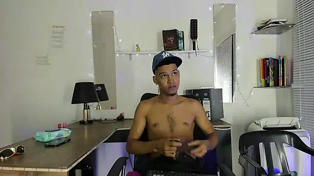 xxKamadevaxx online show from 05/05/26, 12:46