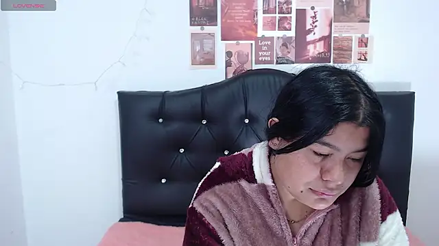 April Becker online show from 03/25/26, 04:18