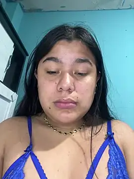 Snapshot of April_Becker chatting on 07/04/26, 03:45 April Becker online show from 07/04/26, 03:45