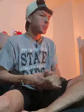 NaytonFreeman online show from 12/19/25, 11:17