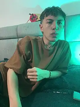 NaytonFreeman online show from 02/09/26, 12:20