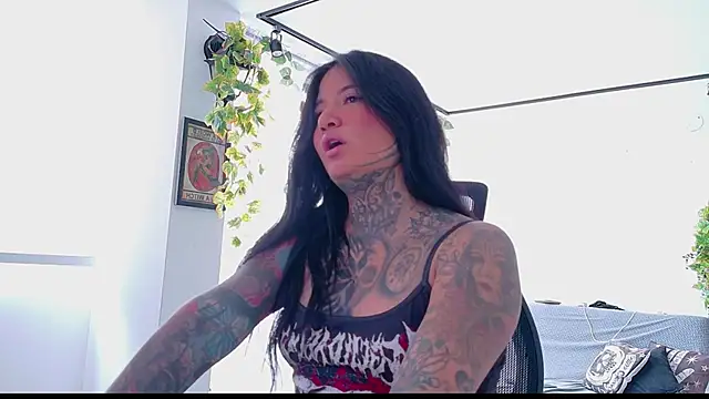 Unatatuada online show from 09/30/25, 06:35